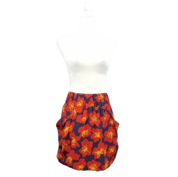 Dolce Vita Dresses & Skirts - Dolce Vita red blue yellow floral bubble hem 100% silk mini skirt women's size S